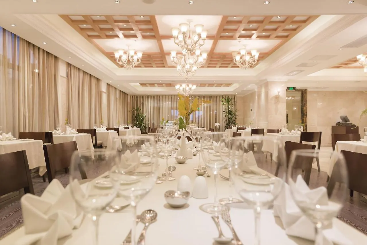 Golden Tulip Addis Ababa Hotel